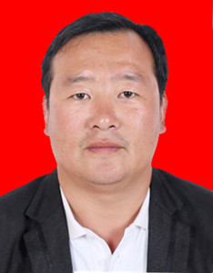 副校长：靳小毛