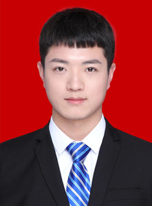 德育处主任：梁华腾